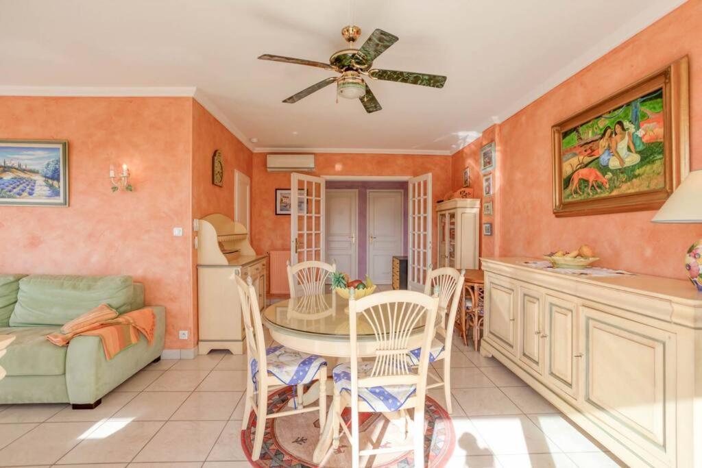شقة A6- 2 Bdr Incredible Sea View - Ac, Garage & Terrace أنتيب المظهر الخارجي الصورة